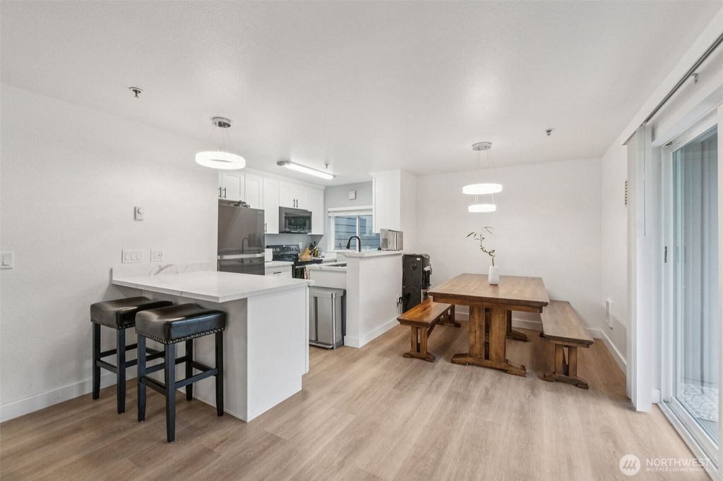 Photo of 12510 109th Court NE #E101, Kirkland, WA 98034 (MLS # 2452760)