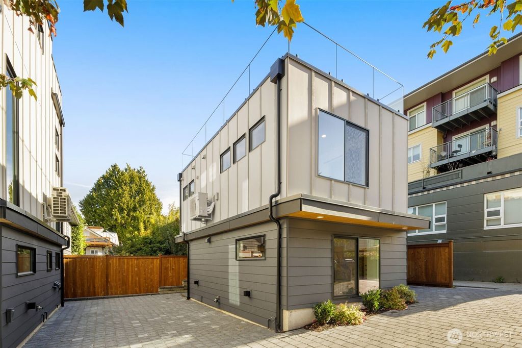 Photo of 317 NW 86th Street, Seattle, WA 98117 (MLS # 2431401)
