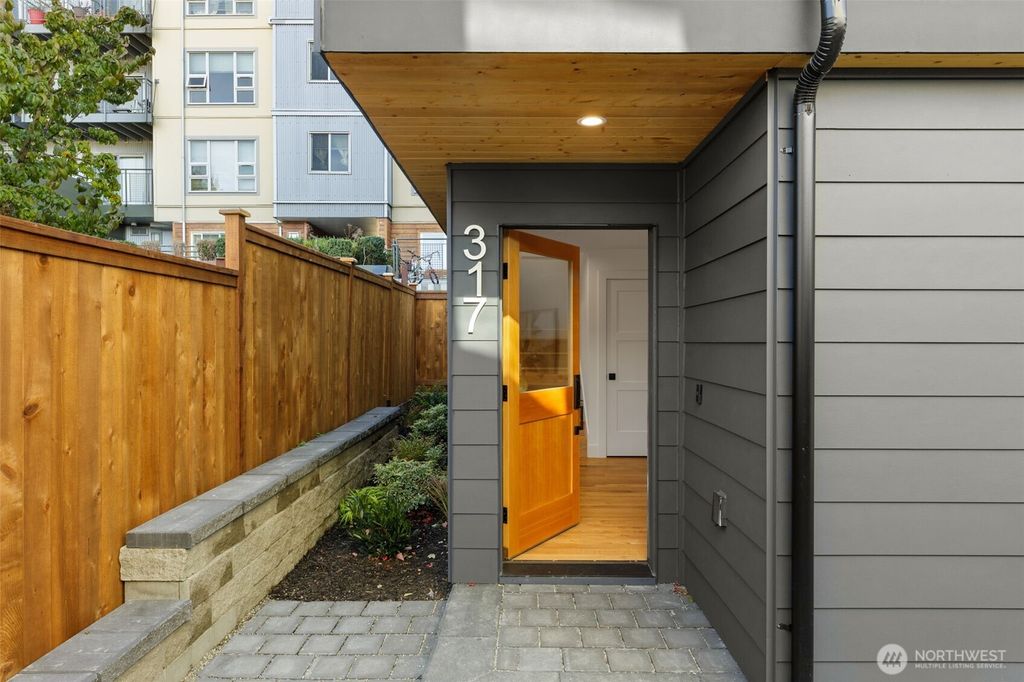 Photo of 317 NW 86th Street, Seattle, WA 98117 (MLS # 2431401)
