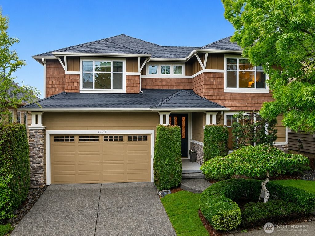 Photo of 16648 NE 120th Street, Redmond, WA 98052 (MLS # 2523885)