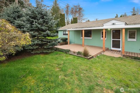 Photo of 10006 SW 188th Street, Vashon, WA 98070 (MLS # 2478601)