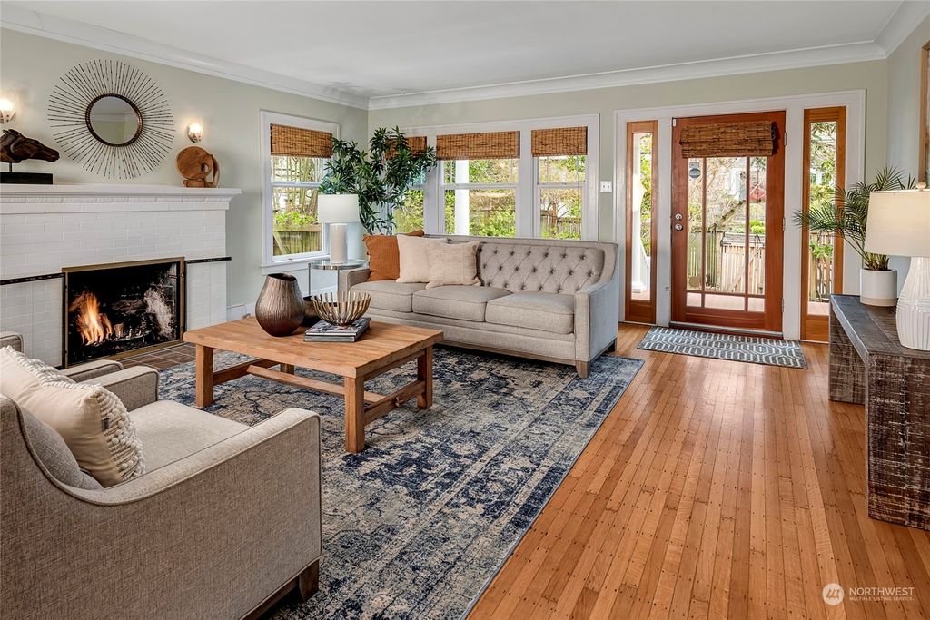 Photo of 2717 31st Avenue S, Seattle, WA 98144 (MLS # 2212033)