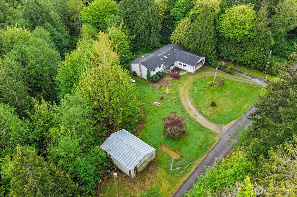 Photo of 7220 174th St NW St, Stanwood, WA 98292 (MLS # 2515015)