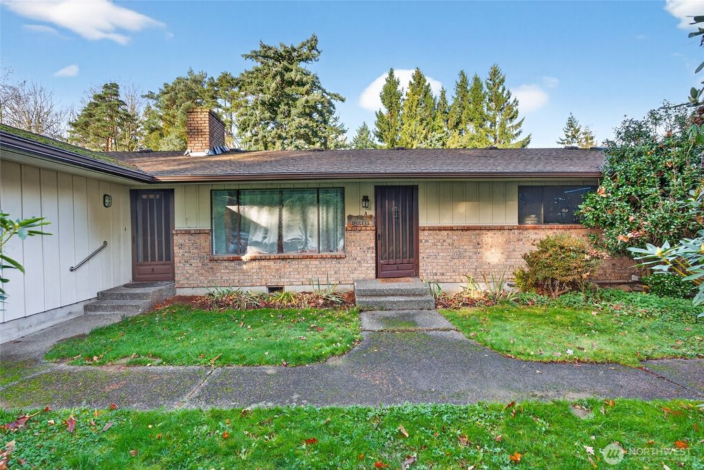 Photo of 5331 Evergreen Drive, Bellingham, WA 98226 (MLS # 2519154)