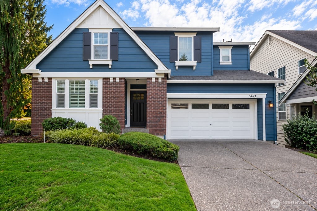 Photo of 5621 NE 5th Court, Renton, WA 98059 (MLS # 2579848)