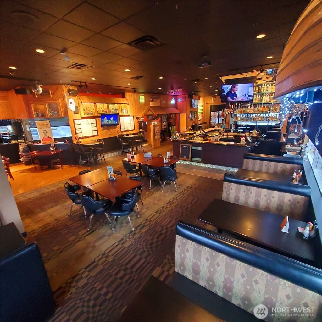 Photo of 6996 265th St St NW #101, Stanwood, WA 98292 (MLS # 2467606)