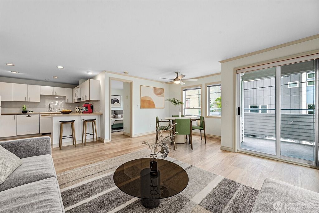 Photo of 614 E Lynn Street #1, Seattle, WA 98102 (MLS # 2434465)