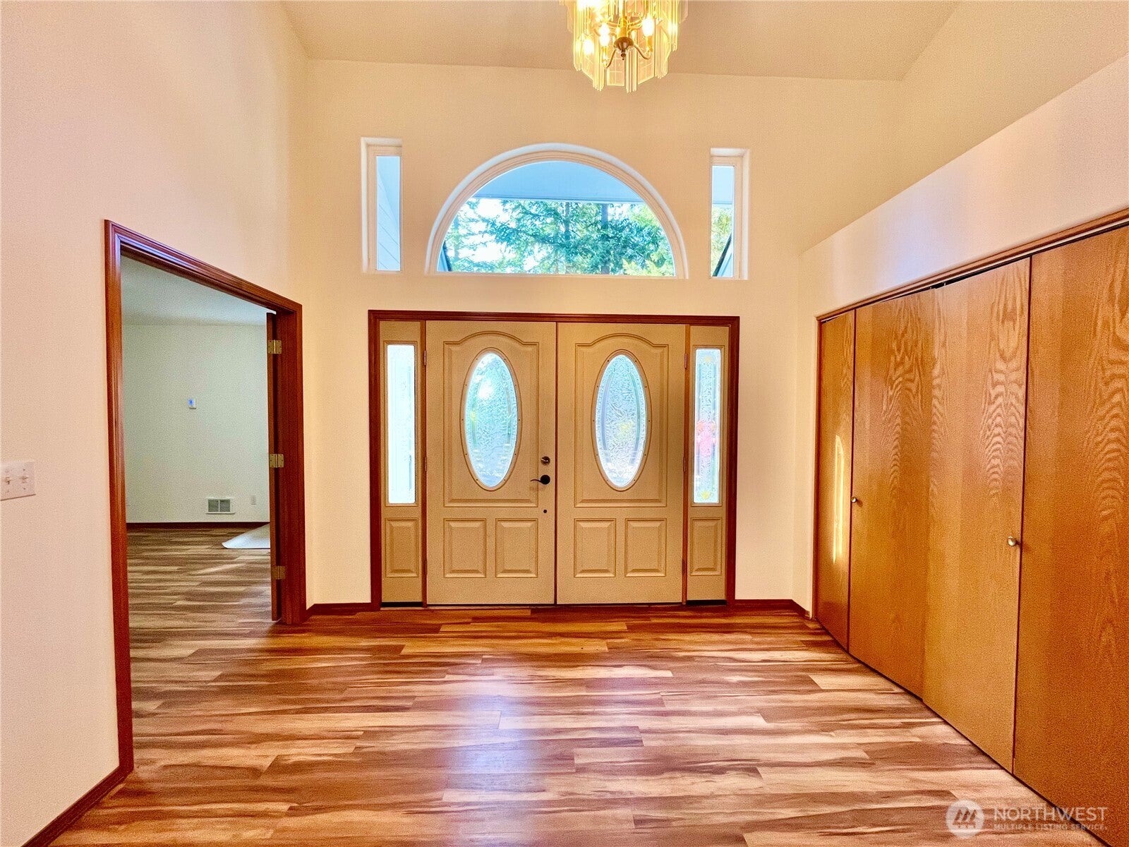561 Grandview Drive