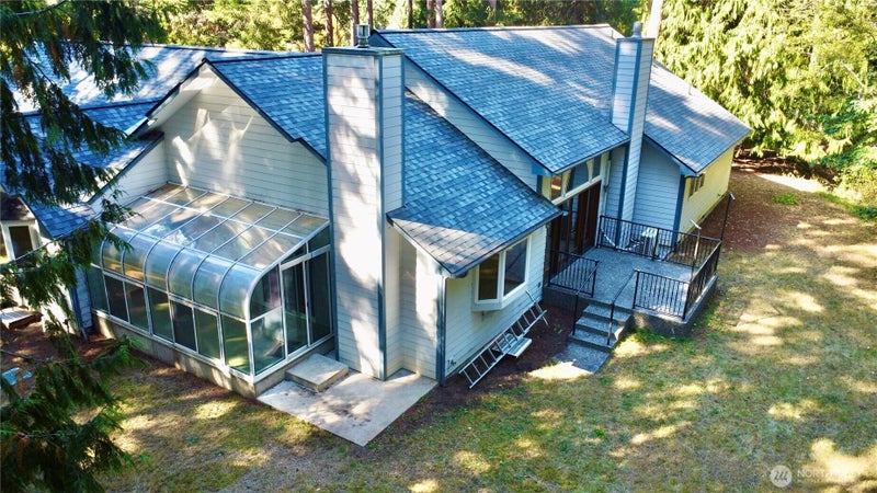 561 Grandview Drive