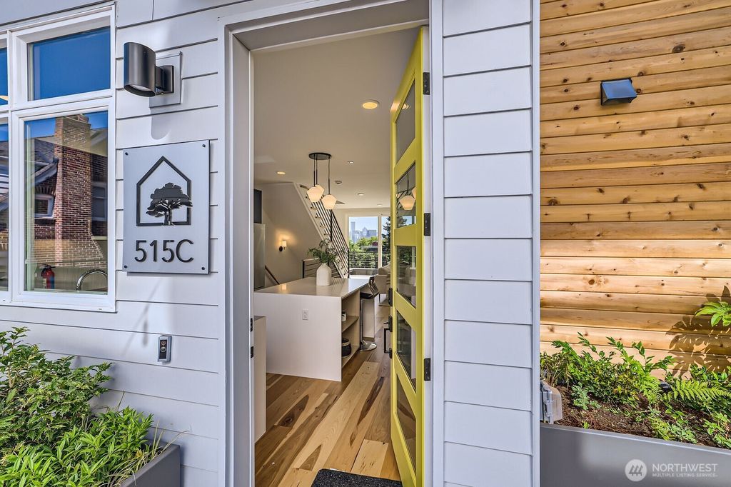 Photo of 515 Howe Street #C, Seattle, WA 98109 (MLS # 2443116)