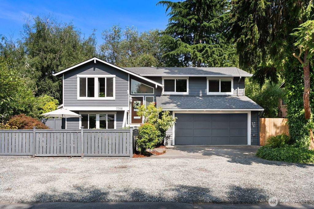 Photo of 7708 37th Avenue NE, Seattle, WA 98115 (MLS # 2396291)