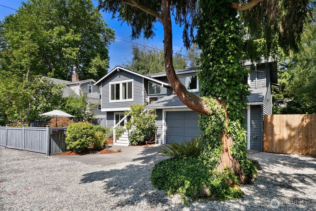 Photo of 7708 37th Avenue NE, Seattle, WA 98115 (MLS # 2396291)