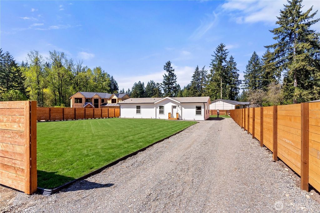 Photo of 18495 SE Covington Sawyer Road, Kent, WA 98042 (MLS # 2514144)