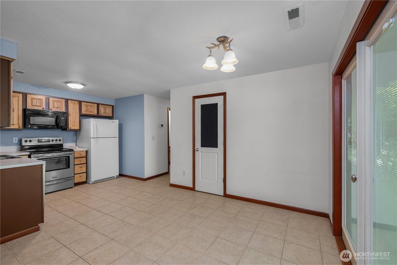 2015 8th Court SW