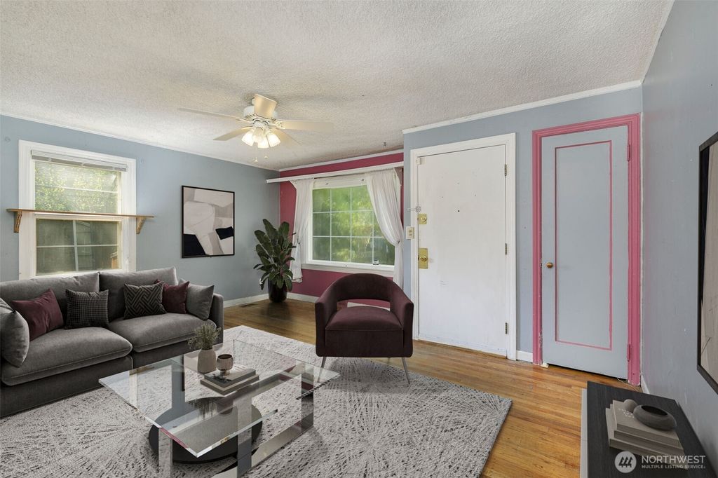 Photo of 12428 12th Avenue S, Burien, WA 98168 (MLS # 2426521)