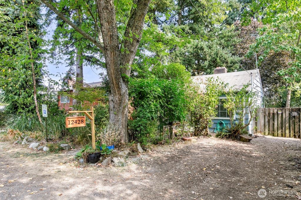 Photo of 12428 12th Avenue S, Burien, WA 98168 (MLS # 2426521)