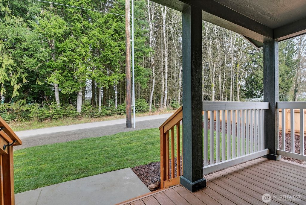 Photo of 707 10th Street, Vader, WA 98593 (MLS # 2470761)