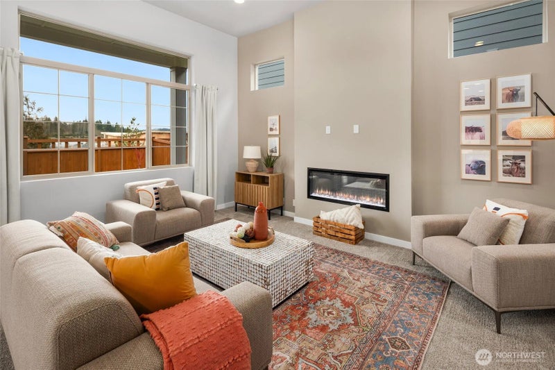13939 178th Street E 41