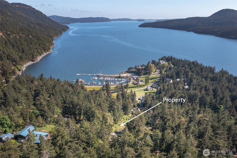 17 Cascade Way