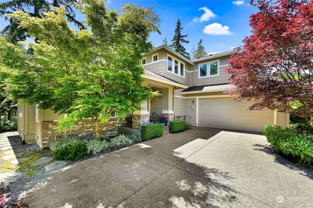 Photo of 24337 NE Vine Maple Way, Redmond, WA 98053 (MLS # 2070147)