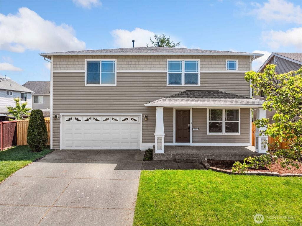 Photo of 33112 42nd Avenue S, Federal Way, WA 98001 (MLS # 2387432)