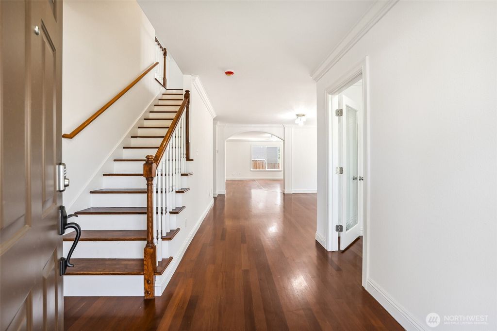 Photo of 33112 42nd Avenue S, Federal Way, WA 98001 (MLS # 2387432)
