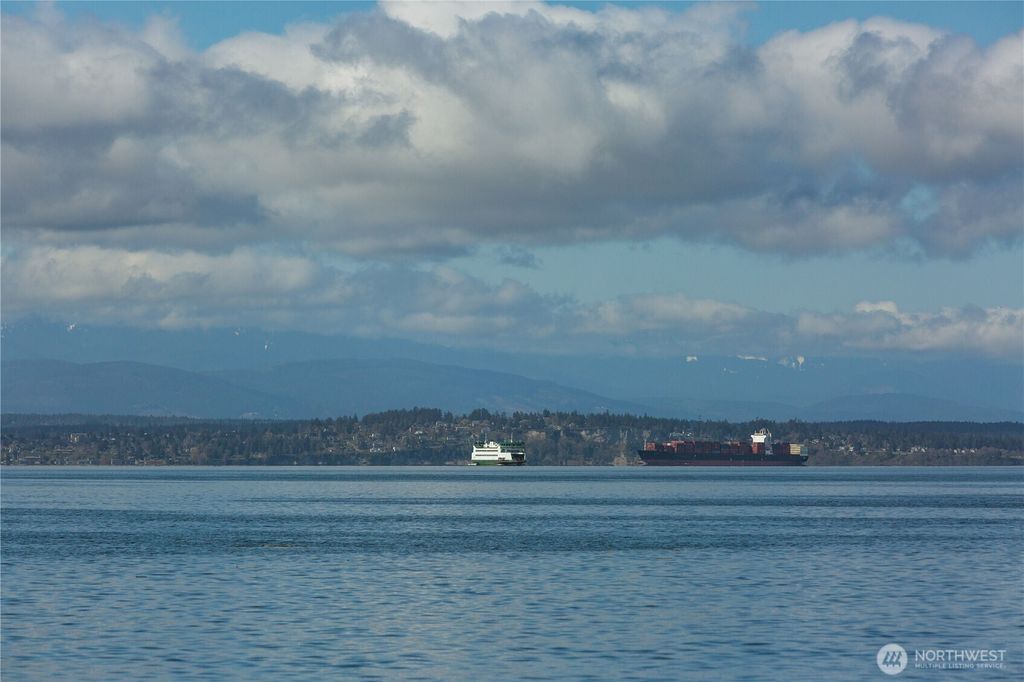 Photo of 238 Keystone Avenue, Coupeville, WA 98239 (MLS # 2494094)