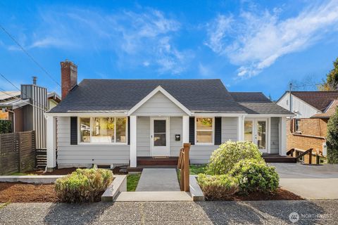 2815 31st Avenue W Seattle WA 98199