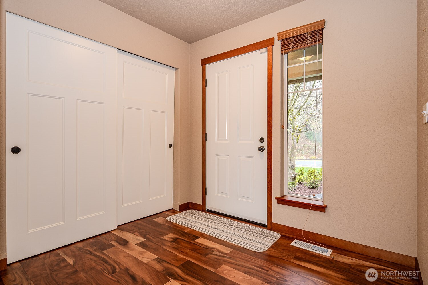 2225 Dickinson Avenue NW