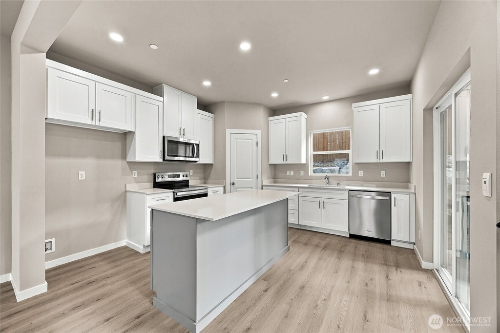 Photo of 13901 11th Place W #A, Lynnwood, WA 98087 (MLS # 2551303)