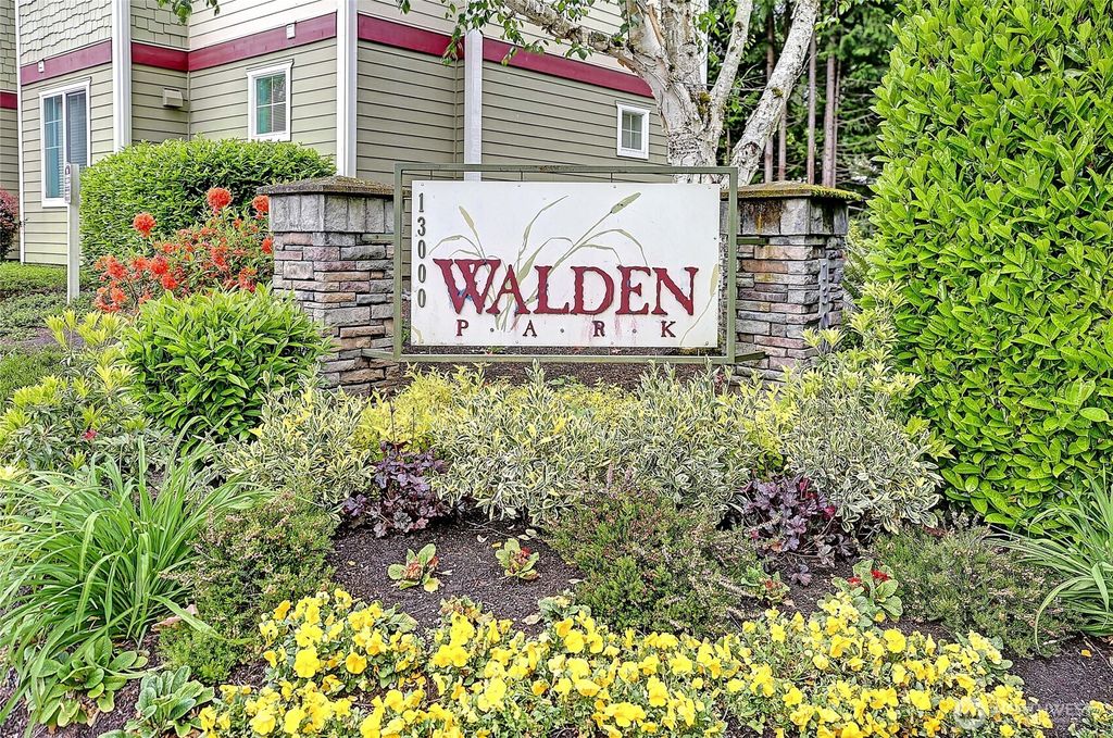 Photo of 13000 Admiralty Way #A305, Everett, WA 98204 (MLS # 2377774)