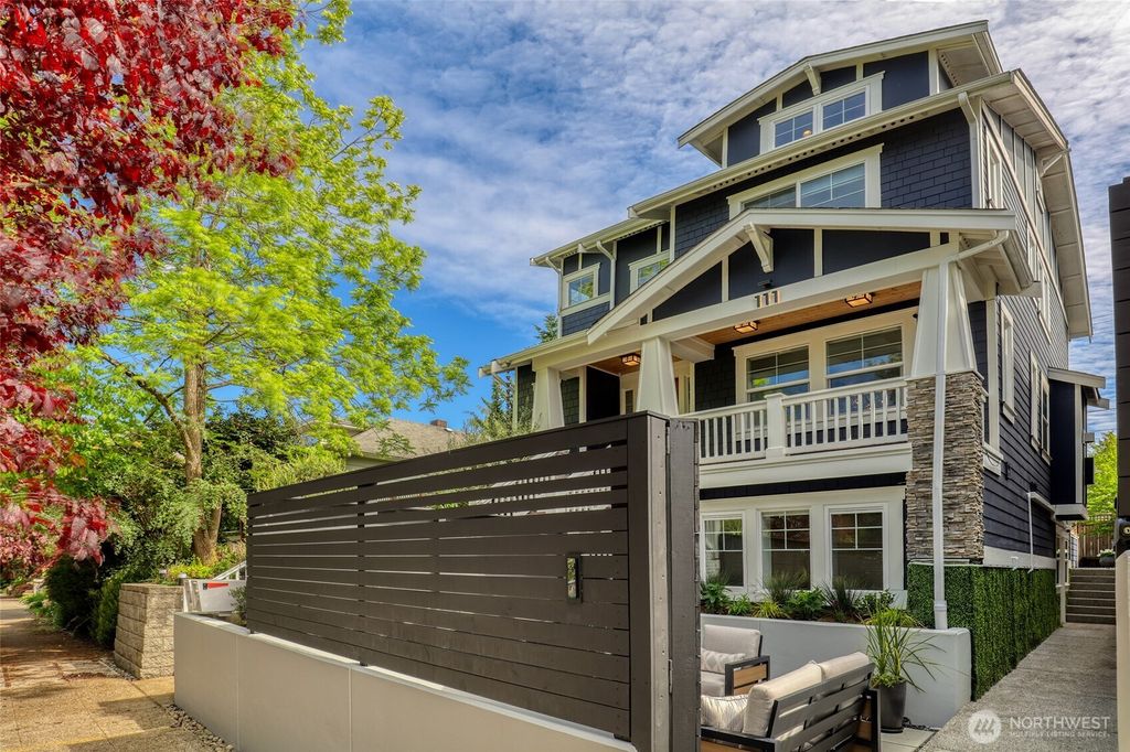 Photo of 111 NE 63rd Street, Seattle, WA 98115 (MLS # 2527065)