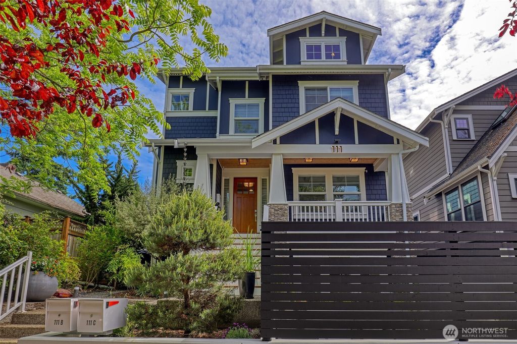 Photo of 111 NE 63rd Street, Seattle, WA 98115 (MLS # 2527065)