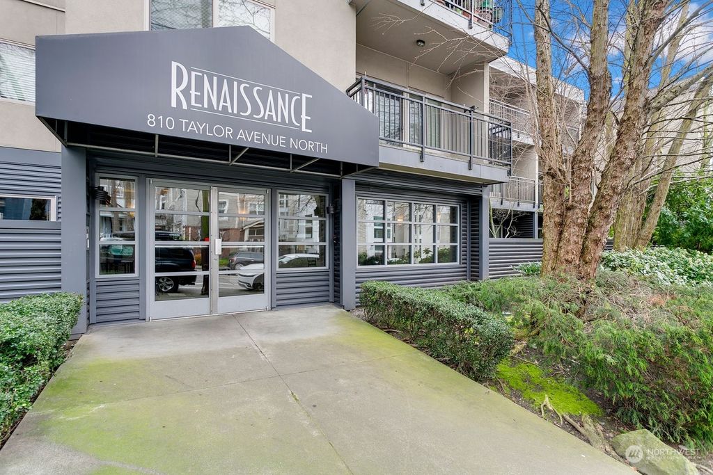Photo of 810 Taylor Avenue N #326, Seattle, WA 98109 (MLS # 2204250)