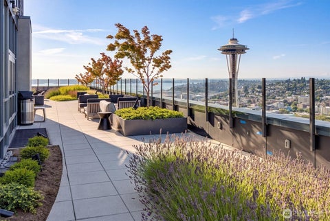 Photo of 2510 6th Avenue #1210, Seattle, WA 98121 (MLS # 2570787)