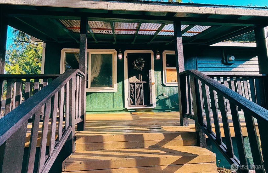 Photo of 7525 N Center Court, Concrete, WA 98237 (MLS # 2458145)