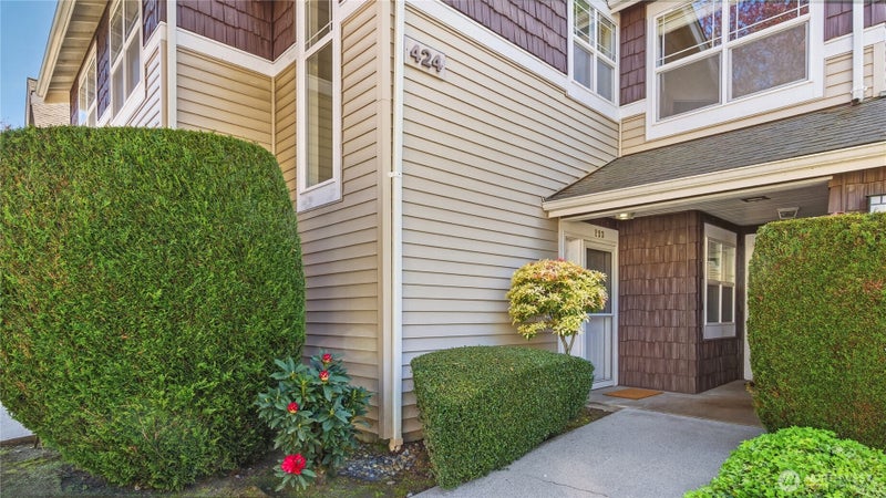 424 228th Street SW H203