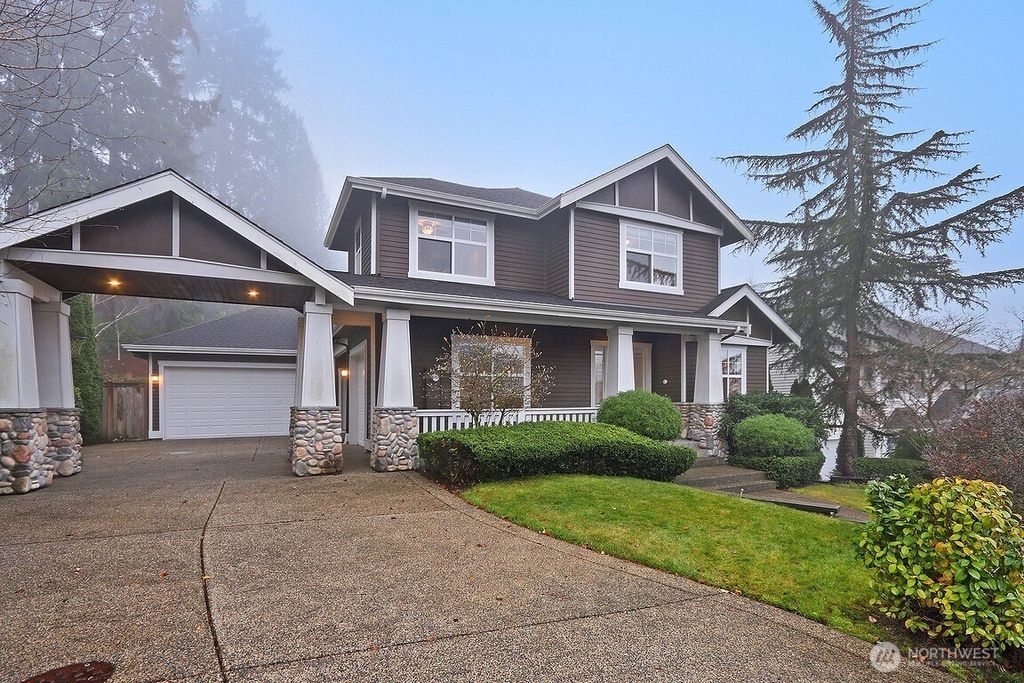 Photo of 16721 SE 63rd Place, Bellevue, WA 98006 (MLS # 2495209)