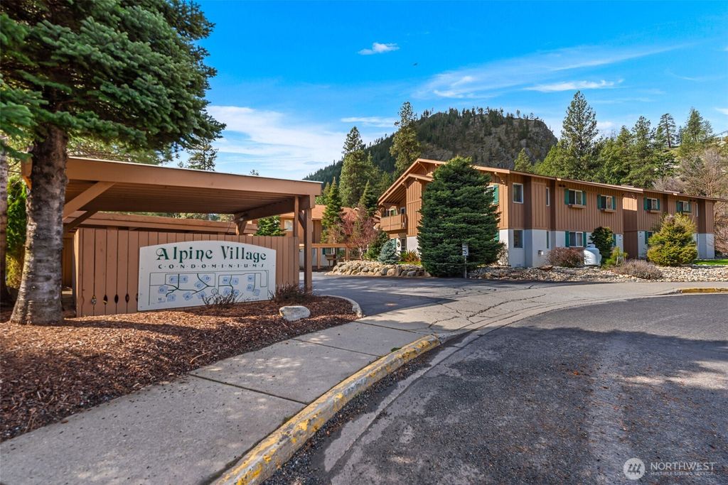 Photo of 480 Alpine Place, Leavenworth, WA 98826 (MLS # 2506894)