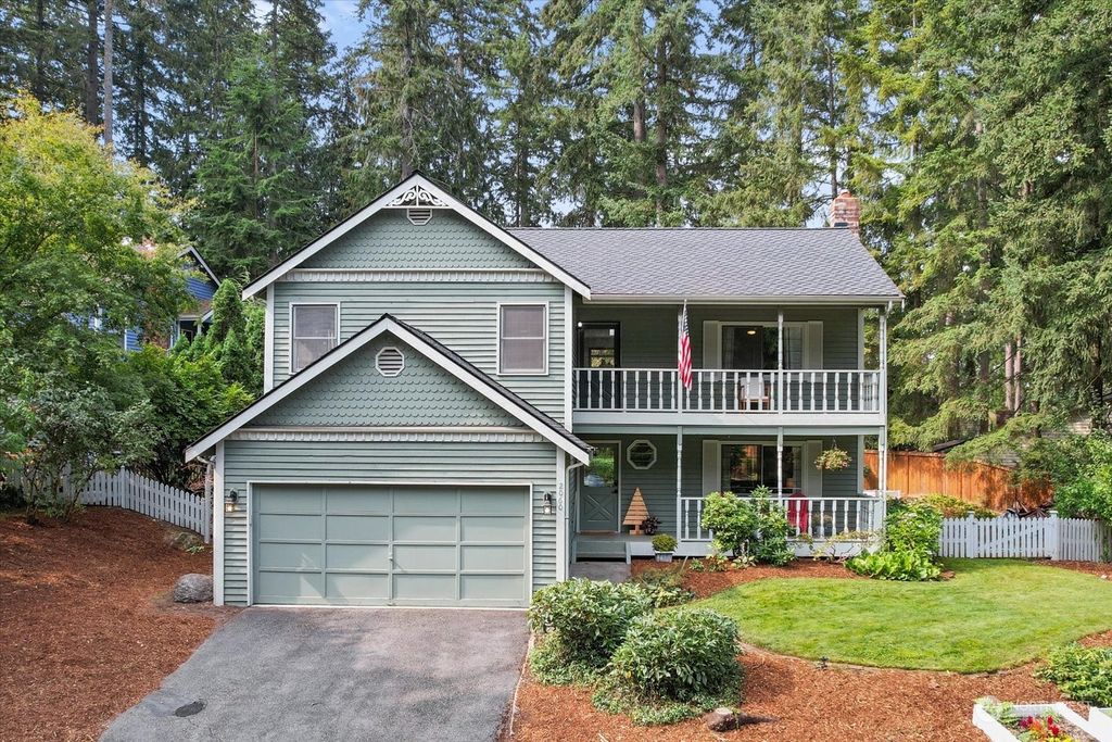 Photo of 2060 214th Street SW, Brier, WA 98036 (MLS # 1995554)