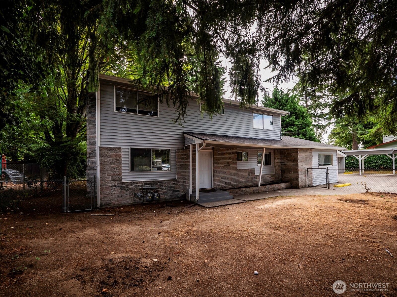 1420 MAGNOLIA Street SE