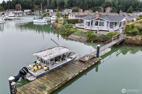 Photo of 858 Kalispell Drive, La Conner, WA 98257 (MLS # 2463151)