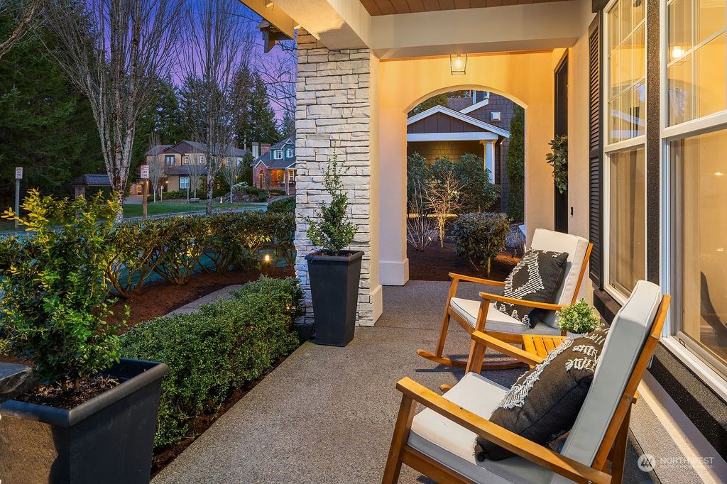 Photo of 34729 SE Garden Court, Snoqualmie, WA 98065 (MLS # 2047786)