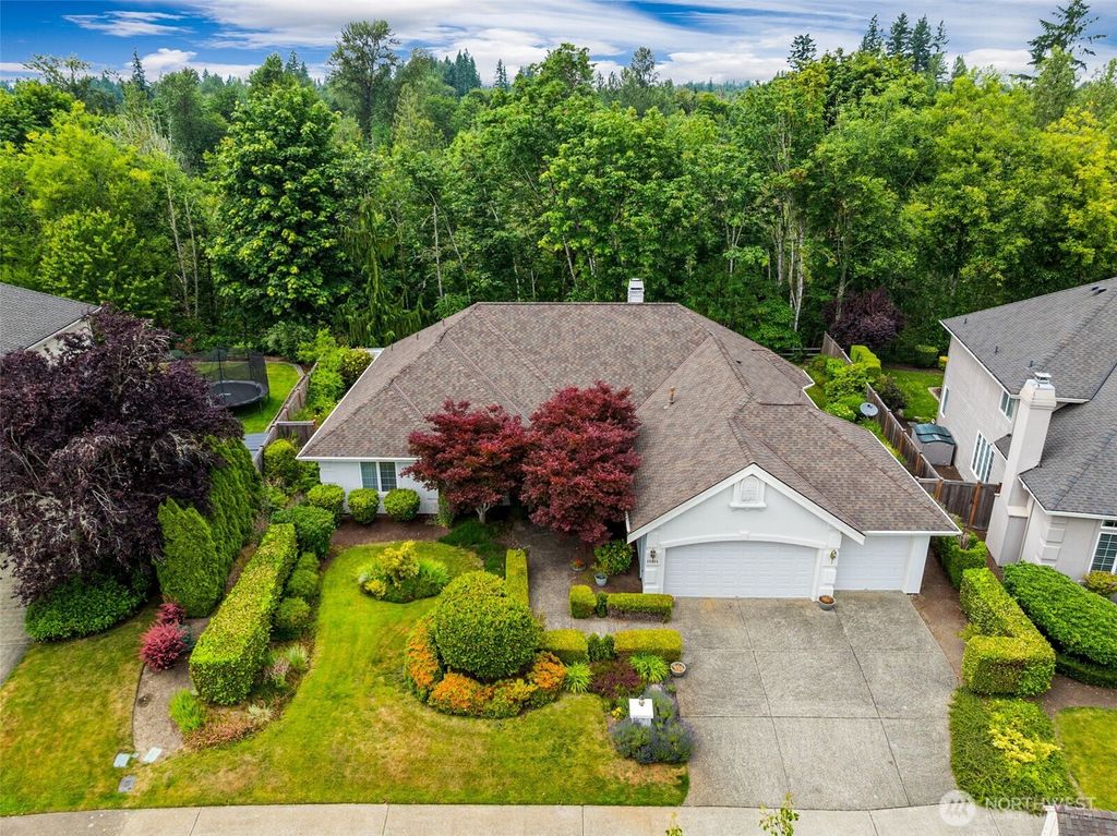 Photo of 26934 SE 22nd Way, Sammamish, WA 98075 (MLS # 2397953)