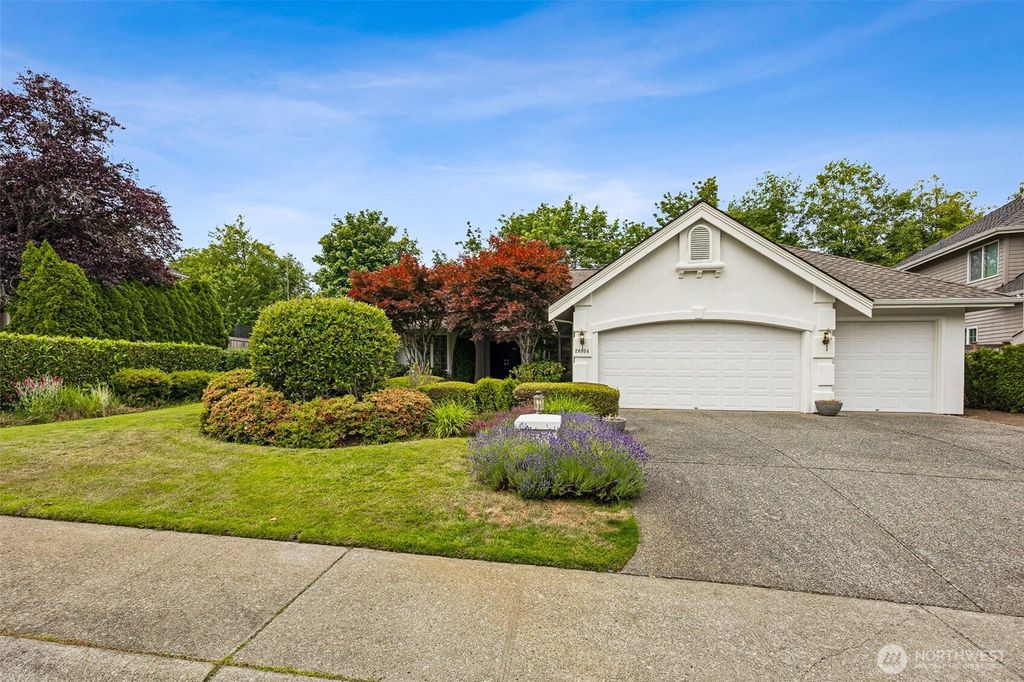 Photo of 26934 SE 22nd Way, Sammamish, WA 98075 (MLS # 2397953)
