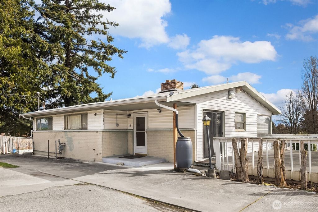 Photo of 10656 63rd Avenue S, Seattle, WA 98178 (MLS # 2346792)