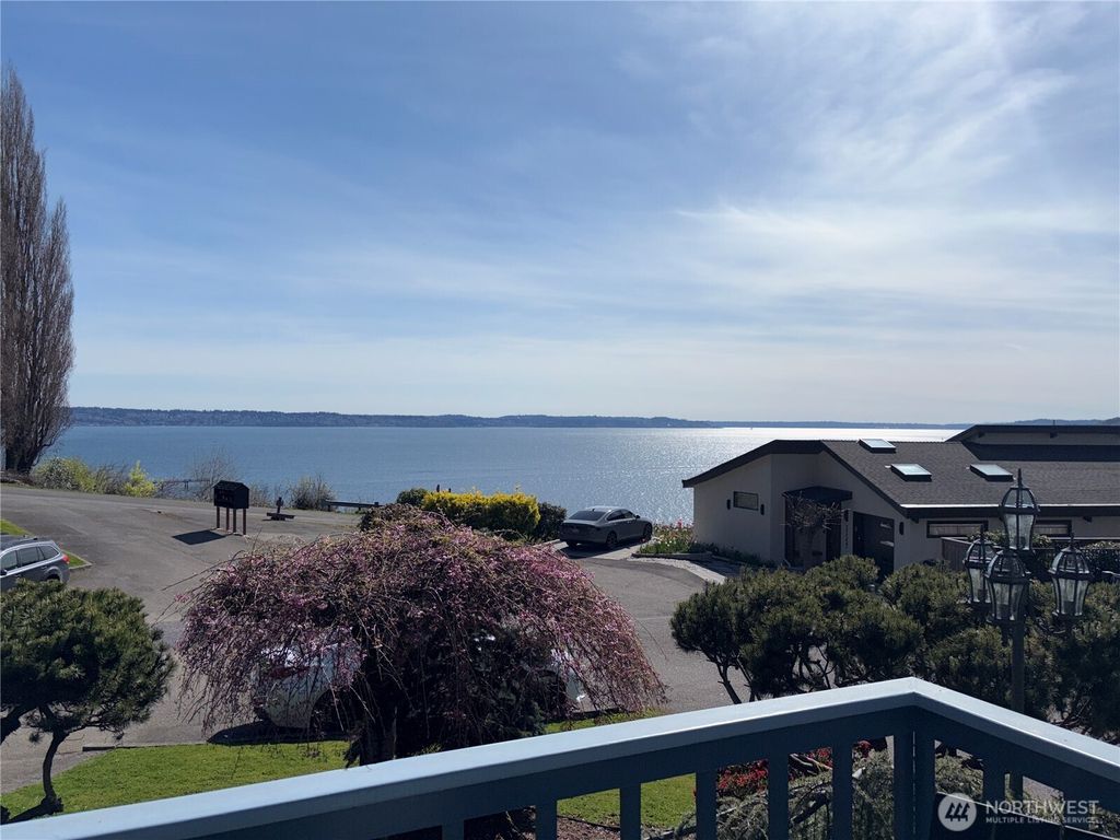 Photo of 21550 1st Court S, Normandy Park, WA 98198 (MLS # 2502979)