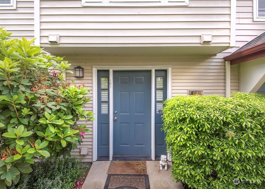 Photo of 13306 SE 272nd Street #C101, Kent, WA 98042 (MLS # 2129750)