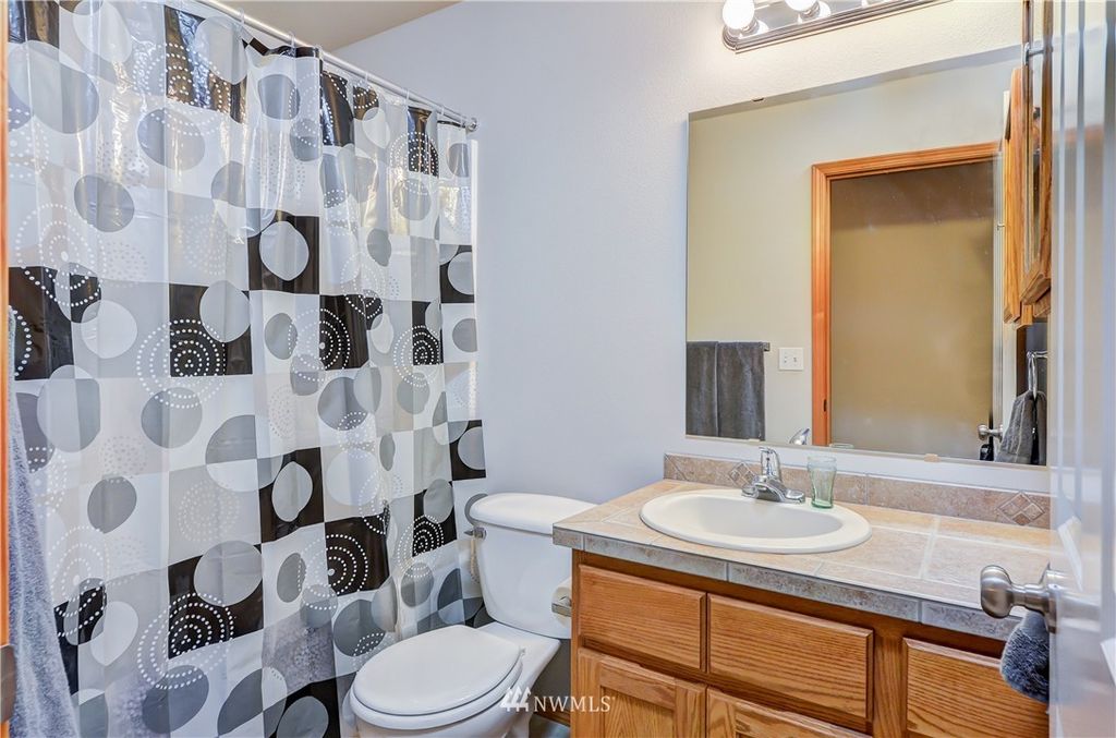 listing image 9366046120455068765