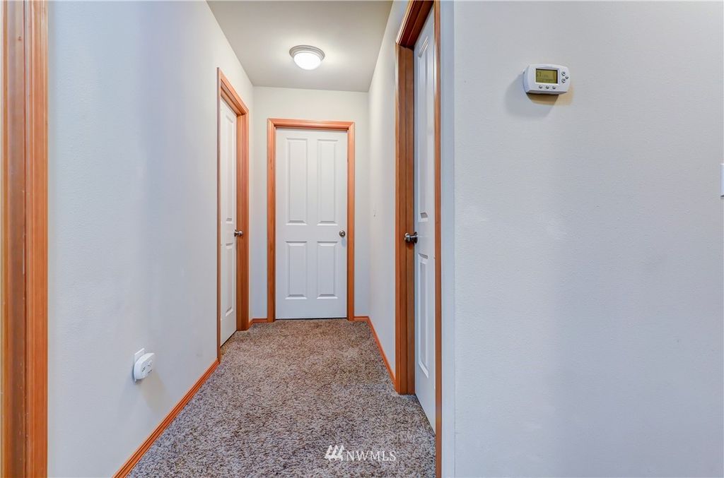 listing image 9361895286200591357